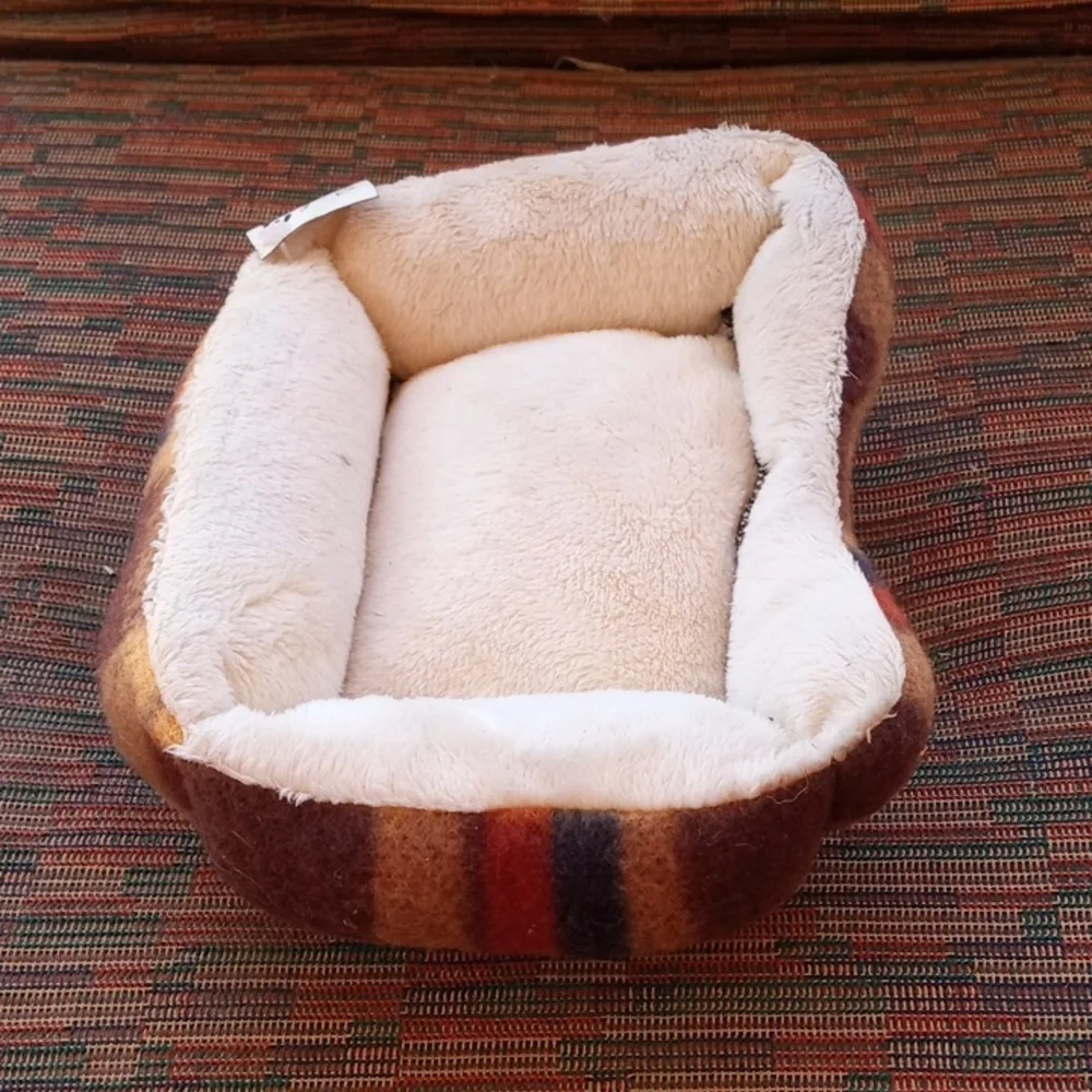 New! TAIWANAIDI Small Critter Bed Lounger.